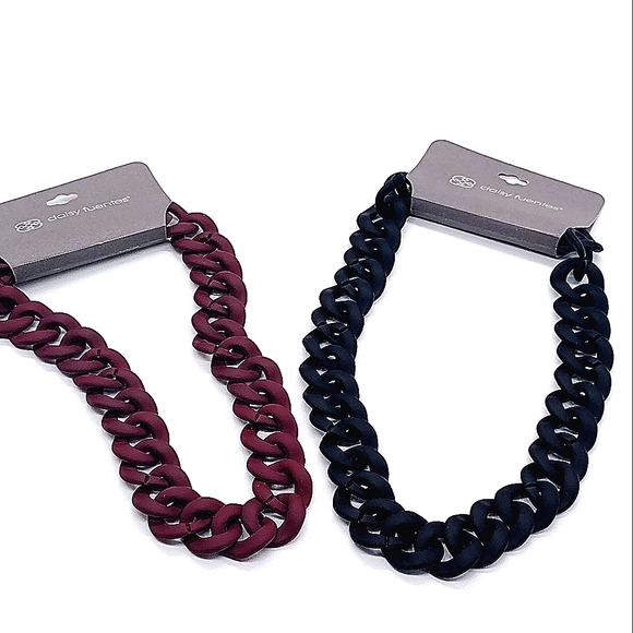 Daisy Fuentes Jewelry - Rare Vintage DAISY FUENTES Resin Chain Link Necklace